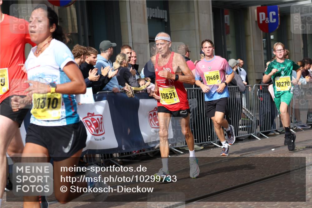 13.09.2026 - 21. swb-Marathon Bremen Strokosch-Dieckow http://msf.ph/oto/10299733 13.09.2026 10:47:24 Ziel 10172, 10210, 10223, 10270, 10393, 10592, 10594, 10807, 10860, 10873, 11018, 11130, 11360, 11469, 11634, 11646, 11809, 11894, 12077, 12296, 12318, 12547, 12558, 13521, 10189, 10310, 10319, 10744, 10807, 10898, 11187, 11269, 11462, 11650, 11651, 11814, 12048, 12195, 12298, 12415, 12470, 13528, 13545, 13589, 13613 meine-sportfotos.de