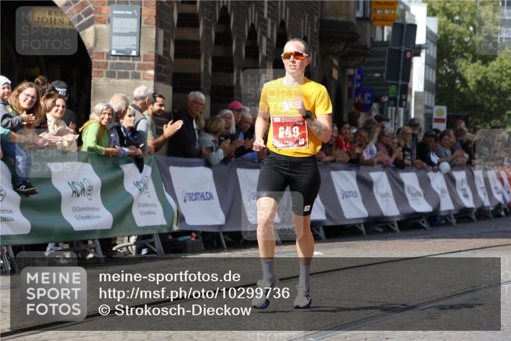 13.09.2026 - 21. swb-Marathon Bremen Strokosch-Dieckow http://msf.ph/oto/10299736 13.09.2026 12:47:30 Ziel 649, 7741, 991, 1161, 1783 meine-sportfotos.de