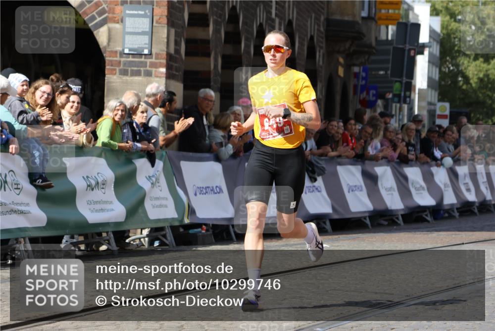 13.09.2026 - 21. swb-Marathon Bremen Strokosch-Dieckow http://msf.ph/oto/10299746 13.09.2026 12:47:30 Ziel 649, 7741, 991, 1161, 1783 meine-sportfotos.de