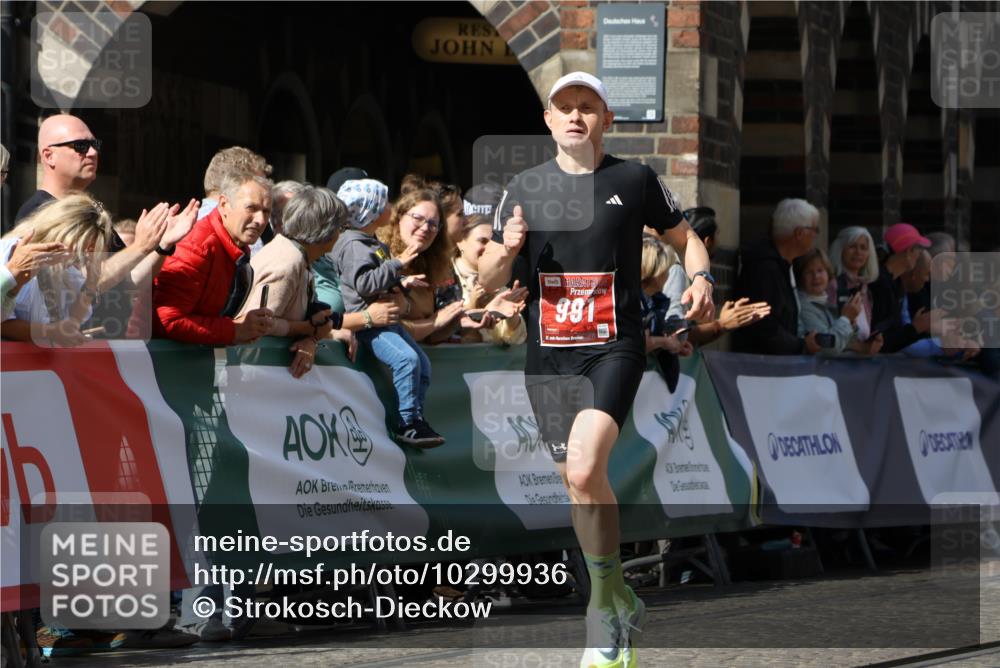 13.09.2026 - 21. swb-Marathon Bremen Strokosch-Dieckow http://msf.ph/oto/10299936 13.09.2026 12:48:10 Ziel 875, 991, 1161, 1783 meine-sportfotos.de