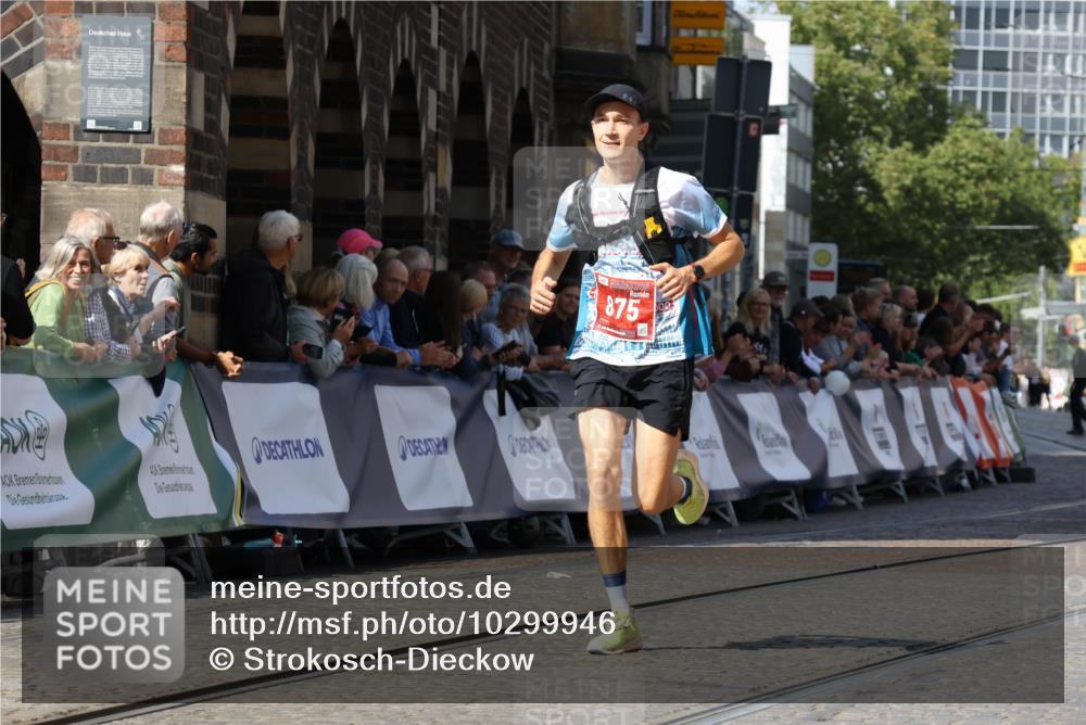13.09.2026 - 21. swb-Marathon Bremen Strokosch-Dieckow http://msf.ph/oto/10299946 13.09.2026 12:48:16 Ziel 358, 447, 875, 5428 meine-sportfotos.de