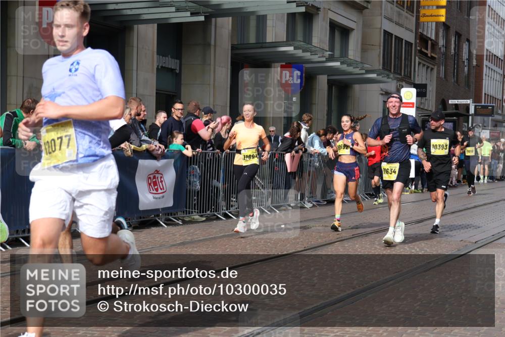 13.09.2026 - 21. swb-Marathon Bremen Strokosch-Dieckow http://msf.ph/oto/10300035 13.09.2026 10:47:40 Ziel 10142, 10172, 10329, 10592, 11018, 11058, 11193, 11360, 11634, 11735, 12278, 12354, 12487, 12558, 13620, 10172, 10189, 10210, 10223, 10270, 10310, 10393, 10594, 10807, 10860, 10873, 10898, 11130, 11269, 11469, 11646, 11809, 11894, 12077, 12195, 12296, 12318, 12547, 13521, 13545 meine-sportfotos.de