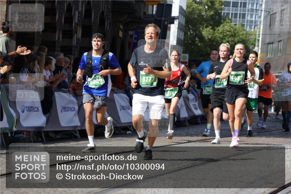13.09.2026 - 21. swb-Marathon Bremen Strokosch-Dieckow http://msf.ph/oto/10300094 13.09.2026 13:20:41 Ziel 201, 232, 334, 1197, 1646, 1750, 2122, 2493, 2577, 2885, 2953, 3685, 4351, 4358, 5137, 5450, 5493, 5583, 6496, 6901, 7018, 7664, 8178, 9047, 9518, 9721, 13222, 769, 1056, 1881, 2425, 2640, 3356, 3866, 4126, 4316, 4482, 4612, 5161, 5213, 5954, 6177, 6401, 6680, 7517, 7902, 8005, 8141, 8804, 9691, 13126 meine-sportfotos.de