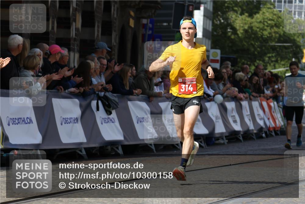 13.09.2026 - 21. swb-Marathon Bremen Strokosch-Dieckow http://msf.ph/oto/10300158 13.09.2026 12:49:06 Ziel 314, 1917 meine-sportfotos.de