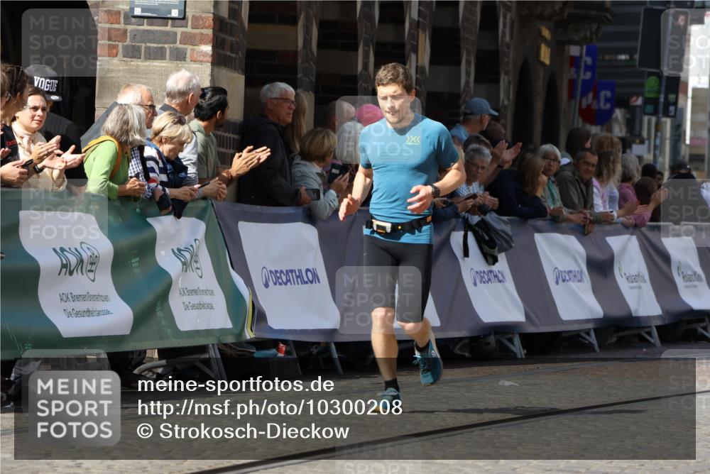 13.09.2026 - 21. swb-Marathon Bremen Strokosch-Dieckow http://msf.ph/oto/10300208 13.09.2026 12:49:12 Ziel 314, 934, 1428, 1917, 1483 meine-sportfotos.de