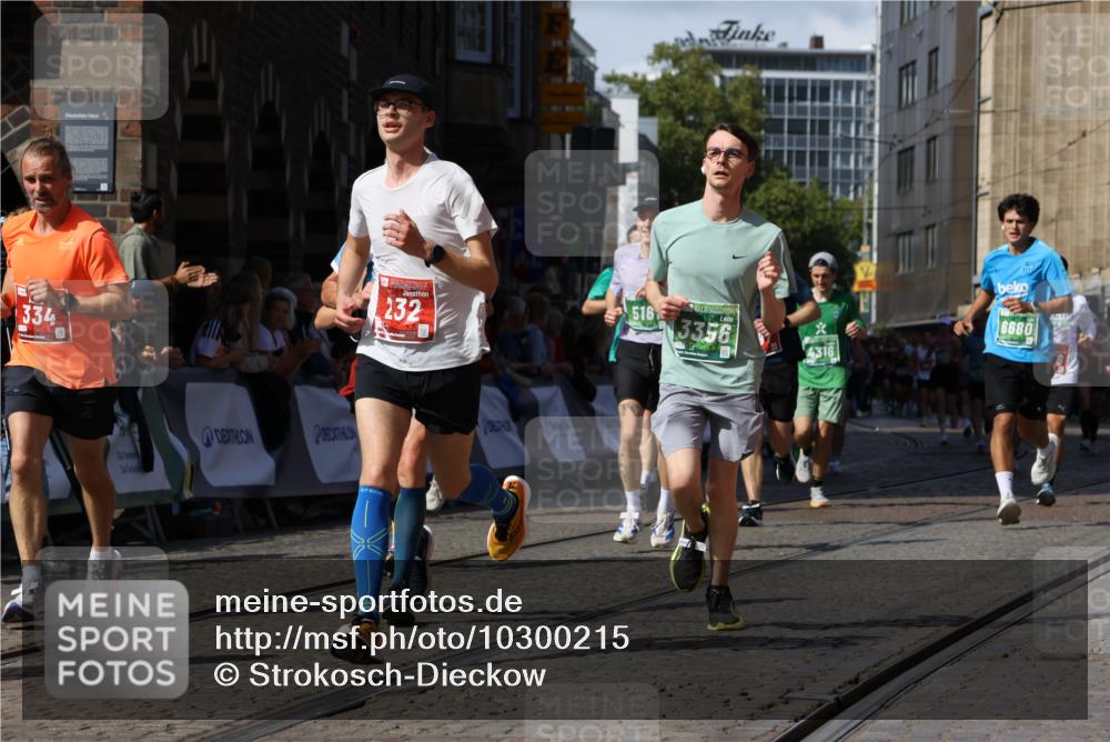 13.09.2026 - 21. swb-Marathon Bremen Strokosch-Dieckow http://msf.ph/oto/10300215 13.09.2026 13:20:48 Ziel 201, 232, 334, 1197, 1528, 1646, 2493, 2577, 2953, 3813, 4174, 4351, 4357, 4358, 5137, 5450, 5493, 5855, 6495, 6496, 6901, 7018, 7411, 8178, 9047, 9162, 9721, 9949, 13222, 854, 1056, 1191, 1881, 2425, 2640, 3356, 3933, 4126, 4316, 4465, 4612, 5161, 6401, 6680, 6970, 7902, 8237, 8622, 8971, 13120 meine-sportfotos.de