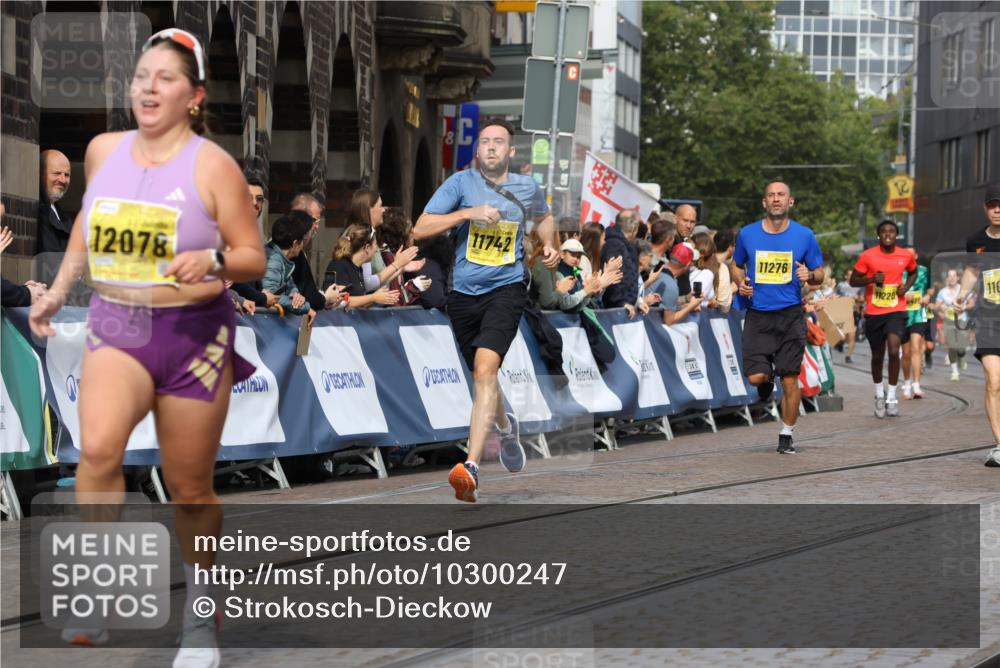 13.09.2026 - 21. swb-Marathon Bremen Strokosch-Dieckow http://msf.ph/oto/10300247 13.09.2026 10:50:38 Ziel 10170, 10233, 10525, 10840, 10923, 11111, 11128, 11178, 11497, 11499, 11622, 11680, 12045, 12078, 12240, 12269, 12447, 13562, 10267, 10537, 10764, 11076, 11170, 11753, 11961, 12052, 12070, 12179, 12488, 12560, 13544 meine-sportfotos.de