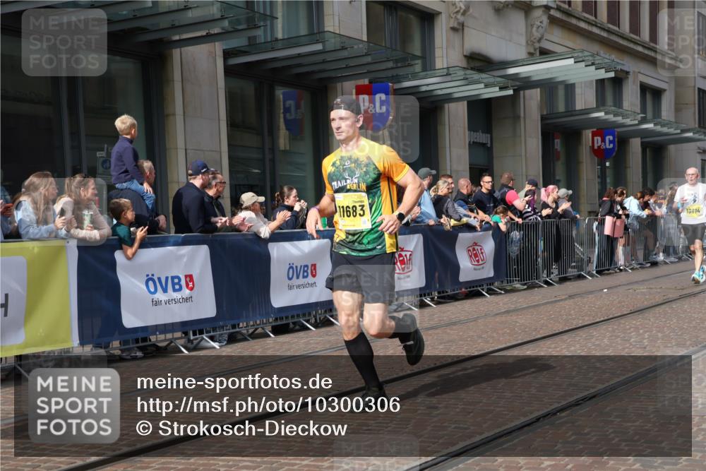 13.09.2026 - 21. swb-Marathon Bremen Strokosch-Dieckow http://msf.ph/oto/10300306 13.09.2026 10:48:21 Ziel 10231, 10269, 10426, 10489, 10538, 10770, 10814, 10815, 10917, 10993, 11196, 11372, 11582, 11611, 11837, 11885, 13512, 13570, 10142, 10316, 10329, 10421, 10638, 11058, 11135, 11193, 11241, 11683, 11781, 11815, 12259, 12354, 13620 meine-sportfotos.de
