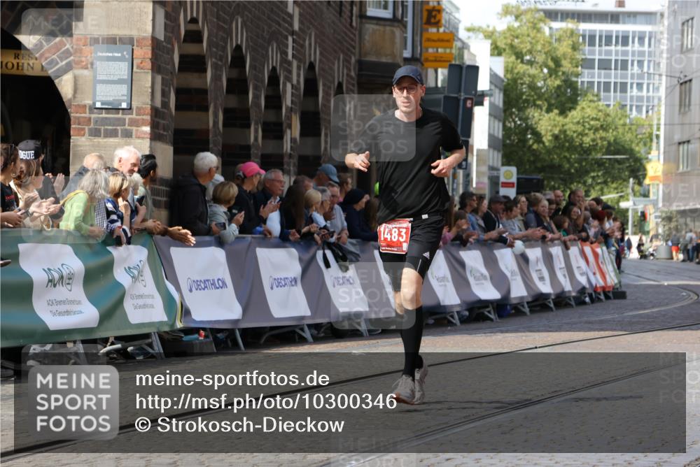 13.09.2026 - 21. swb-Marathon Bremen Strokosch-Dieckow http://msf.ph/oto/10300346 13.09.2026 12:49:52 Ziel 968, 1483, 547 meine-sportfotos.de