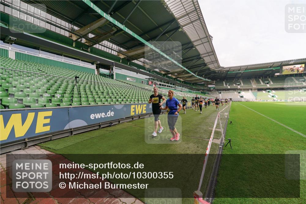 13.09.2026 - 21. swb-Marathon Bremen Michael Burmester http://msf.ph/oto/10300355 13.09.2026 10:39:51 Laufen im Stadion 10135, 10138, 10139, 10156, 10168, 10169, 10188, 10204, 10213, 10217, 10229, 10234, 10238, 10259, 10260, 10279, 10280, 10299, 10314, 10321, 10360, 10363, 10364, 10378, 10386, 10404, 10406, 10417, 10424, 10435, 10455, 10457, 10469, 10484, 10493, 10501, 10505, 10510, 10511, 10526, 10556, 10570, 10576, 10580, 10582, 10595, 10599, 10609, 10616, 10619, 10630, 10653, 10660, 10661, 10662, 10664, 10686, 10696, 10712, 10737, 10743, 10751 meine-sportfotos.de