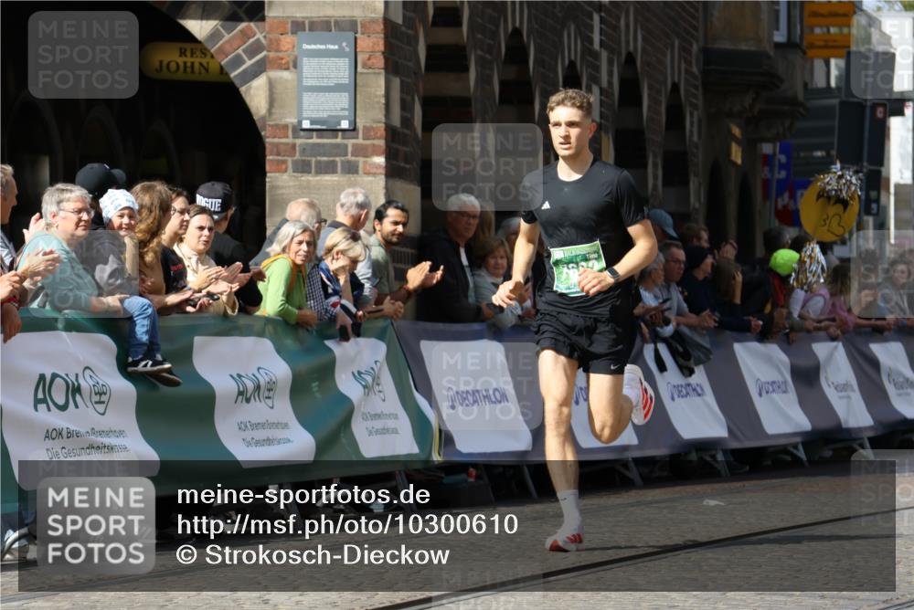 13.09.2026 - 21. swb-Marathon Bremen Strokosch-Dieckow http://msf.ph/oto/10300610 13.09.2026 12:50:12 Ziel 547, 719, 520, 4232, 7692 meine-sportfotos.de
