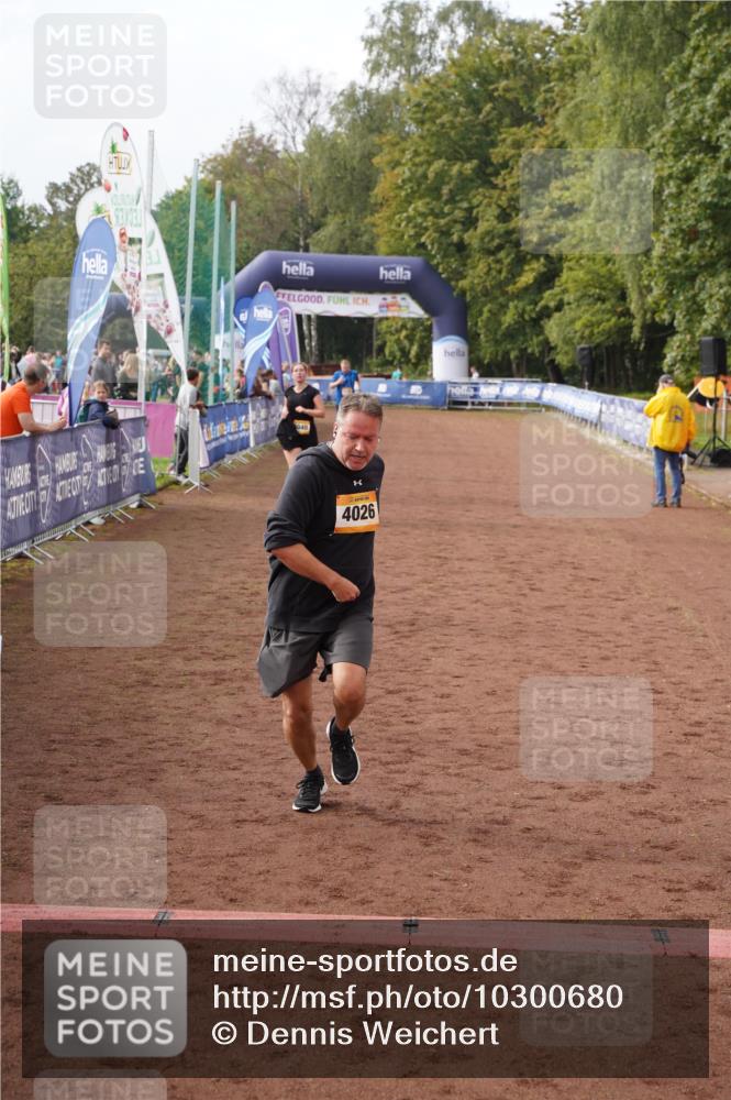 13.09.2026 - Airport Race Dennis Weichert http://msf.ph/oto/10300680 13.09.2026 10:38:50 Ziel 4026, 5040, 5306 meine-sportfotos.de