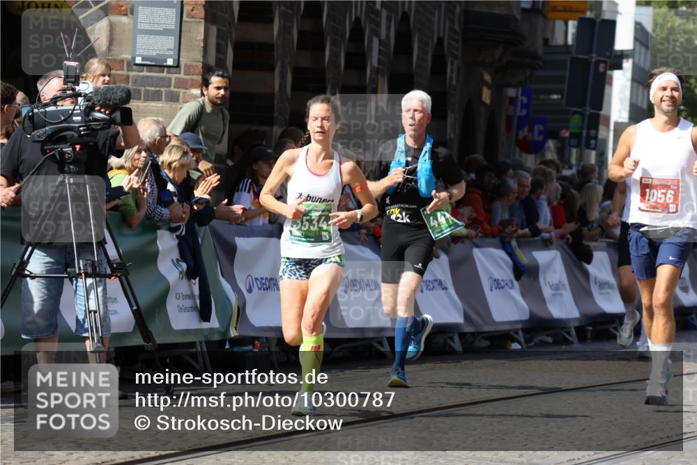13.09.2026 - 21. swb-Marathon Bremen Strokosch-Dieckow http://msf.ph/oto/10300787 13.09.2026 13:21:15 Ziel 769, 854, 1056, 1191, 1881, 2425, 2640, 3356, 3866, 3933, 4126, 4316, 4465, 4482, 4612, 5161, 5213, 5954, 6177, 6401, 6680, 6970, 7517, 7902, 8005, 8141, 8237, 8622, 8804, 8971, 9691, 13120, 13126, 2904, 3120, 3202, 3534, 4165, 4234, 4445, 4484, 4519, 6862, 8184, 8730, 8923, 9514, 9722, 9900 meine-sportfotos.de