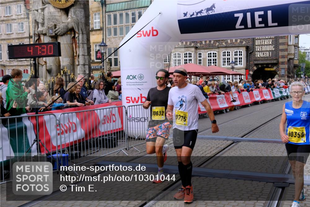 13.09.2026 - 21. swb-Marathon Bremen Tim E. http://msf.ph/oto/10301044 13.09.2026 10:42:46 Ziel 10358, 10632, 10775, 11375, 11630, 11779, 12395, 12525 meine-sportfotos.de