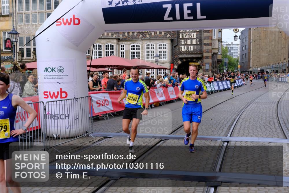 13.09.2026 - 21. swb-Marathon Bremen Tim E. http://msf.ph/oto/10301116 13.09.2026 10:42:56 Ziel 10312, 10358, 10632, 10775, 10816, 11779, 12281 meine-sportfotos.de