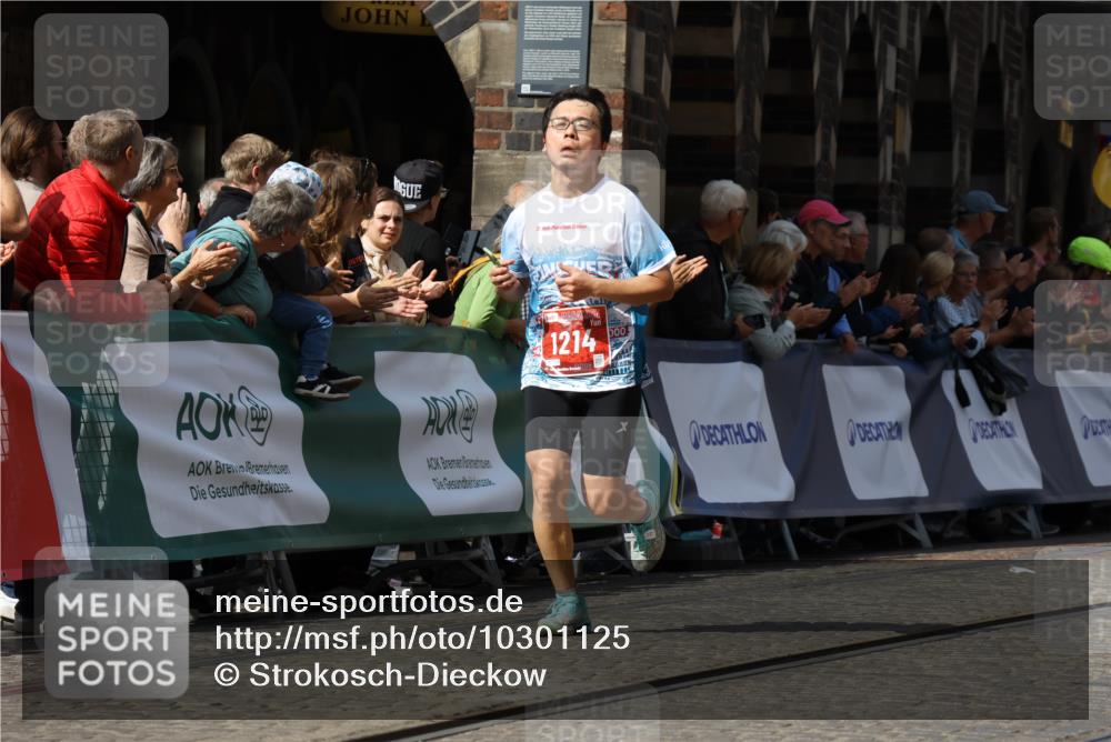 13.09.2026 - 21. swb-Marathon Bremen Strokosch-Dieckow http://msf.ph/oto/10301125 13.09.2026 12:51:17 Ziel 1214, 1639, 3617, 13033 meine-sportfotos.de