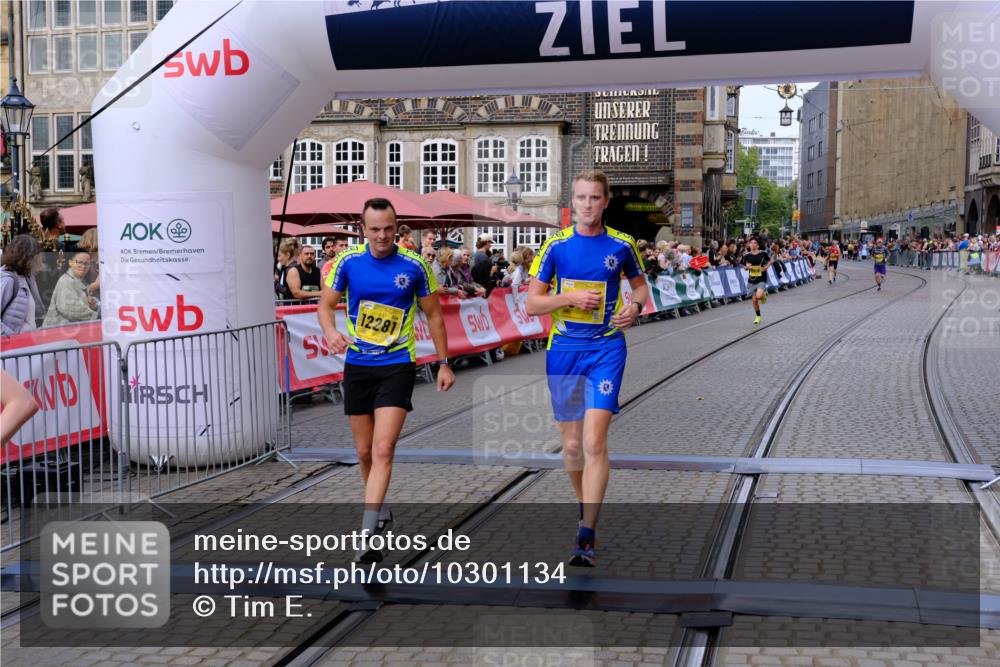 13.09.2026 - 21. swb-Marathon Bremen Tim E. http://msf.ph/oto/10301134 13.09.2026 10:42:57 Ziel 10312, 10632, 10816, 11779, 12281 meine-sportfotos.de