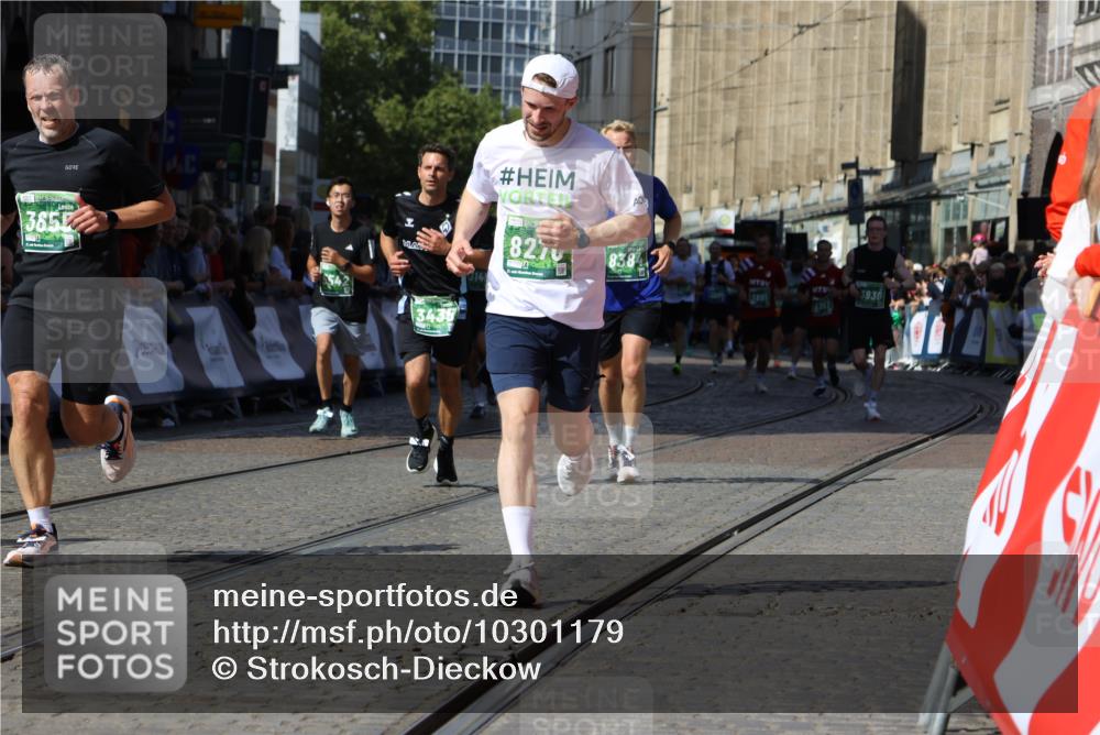 13.09.2026 - 21. swb-Marathon Bremen Strokosch-Dieckow http://msf.ph/oto/10301179 13.09.2026 13:21:29 Ziel 226, 854, 1191, 2979, 3450, 3534, 3933, 4362, 4734, 6357, 6970, 8237, 8323, 8408, 8622, 8791, 8971, 9267, 9268, 13120, 1130, 1254, 2088, 2397, 2570, 3290, 3435, 3655, 3695, 3930, 5542, 6865, 7176, 8270, 8384, 9048, 9059, 13145 meine-sportfotos.de