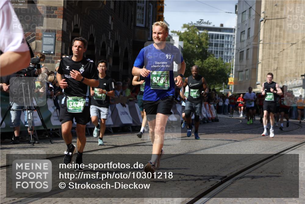 13.09.2026 - 21. swb-Marathon Bremen Strokosch-Dieckow http://msf.ph/oto/10301218 13.09.2026 13:21:32 Ziel 226, 1191, 2979, 3450, 3534, 4234, 4362, 4445, 4484, 4519, 4734, 6357, 6970, 8237, 8323, 8408, 8791, 9267, 9268, 9900, 13120, 572, 1130, 1254, 2088, 2397, 2570, 3290, 3435, 3695, 3930, 3934, 4735, 5542, 6865, 7176, 8384, 9059, 9421, 13145 meine-sportfotos.de