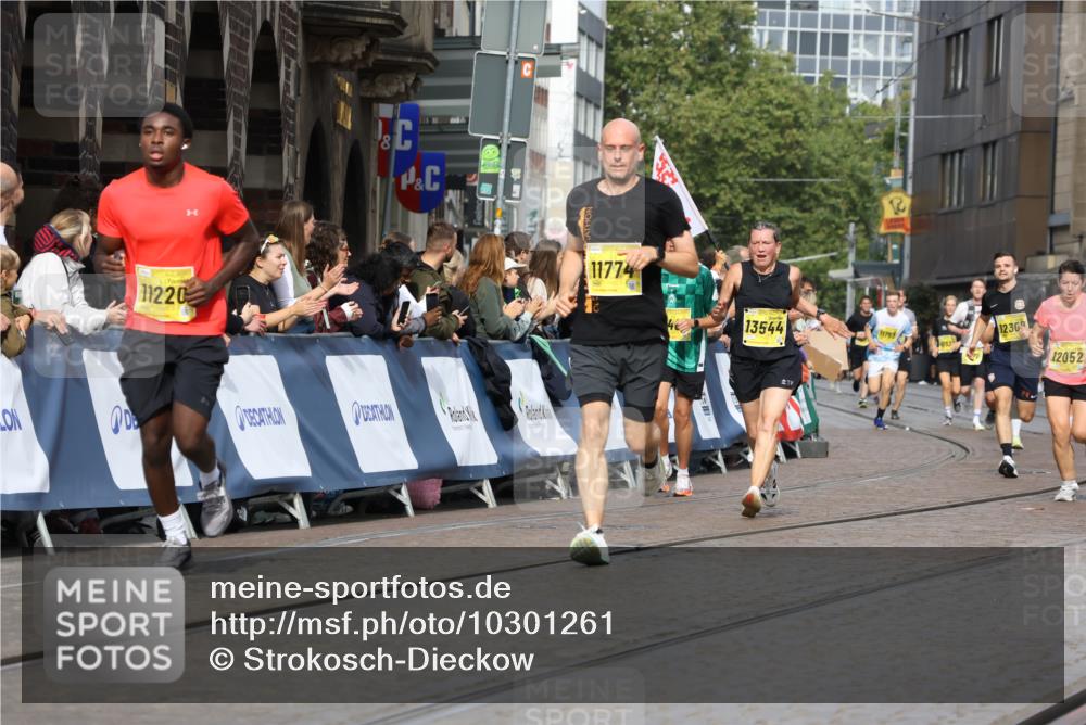 13.09.2026 - 21. swb-Marathon Bremen Strokosch-Dieckow http://msf.ph/oto/10301261 13.09.2026 10:50:44 Ziel 10170, 10233, 10525, 10840, 10923, 11178, 11276, 11497, 11499, 11622, 11664, 11680, 11742, 12045, 12078, 12269, 12447, 13562, 10200, 10537, 11076, 11087, 11170, 11961, 12004, 12070, 12179, 12351, 12407, 12560 meine-sportfotos.de