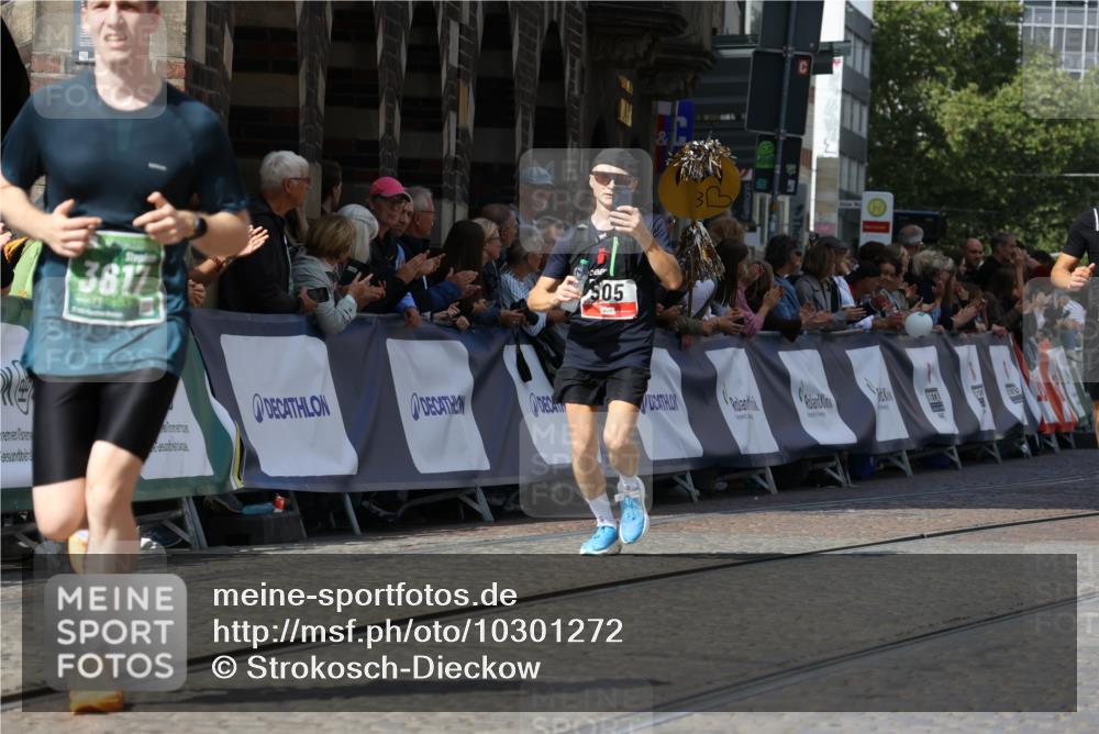 13.09.2026 - 21. swb-Marathon Bremen Strokosch-Dieckow http://msf.ph/oto/10301272 13.09.2026 12:51:23 Ziel 1214, 1453, 1639 meine-sportfotos.de