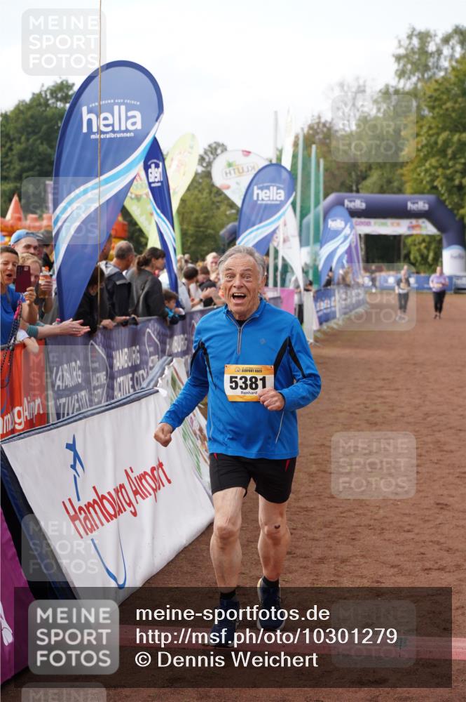 13.09.2026 - Airport Race Dennis Weichert http://msf.ph/oto/10301279 13.09.2026 10:40:08 Ziel 5123, 5124, 5381 meine-sportfotos.de