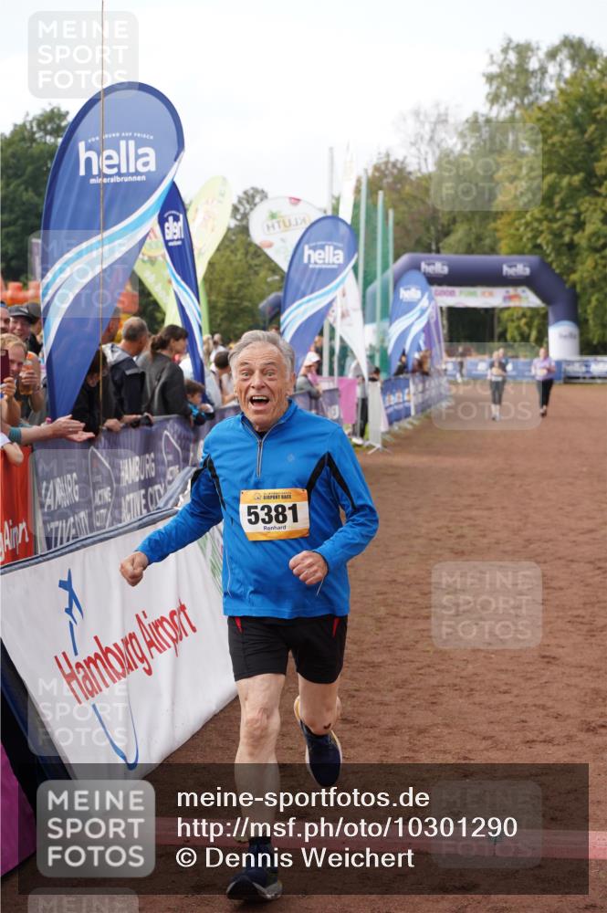 13.09.2026 - Airport Race Dennis Weichert http://msf.ph/oto/10301290 13.09.2026 10:40:08 Ziel 5123, 5124, 5381 meine-sportfotos.de
