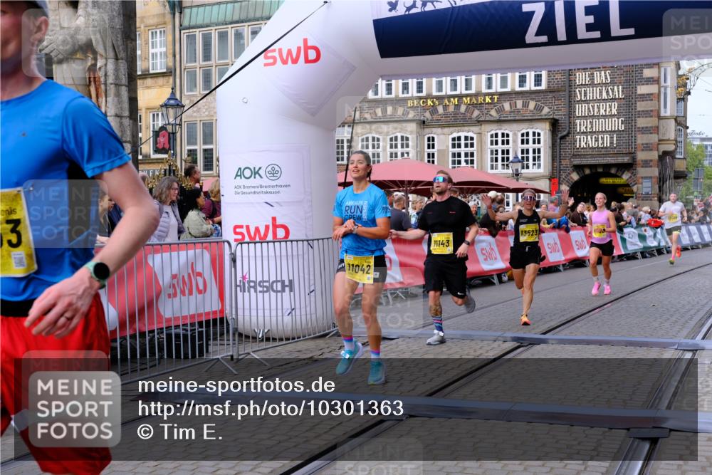 13.09.2026 - 21. swb-Marathon Bremen Tim E. http://msf.ph/oto/10301363 13.09.2026 10:43:25 Ziel 10336, 11042, 11143, 11265, 11442, 11632, 12053, 12469, 13523 meine-sportfotos.de