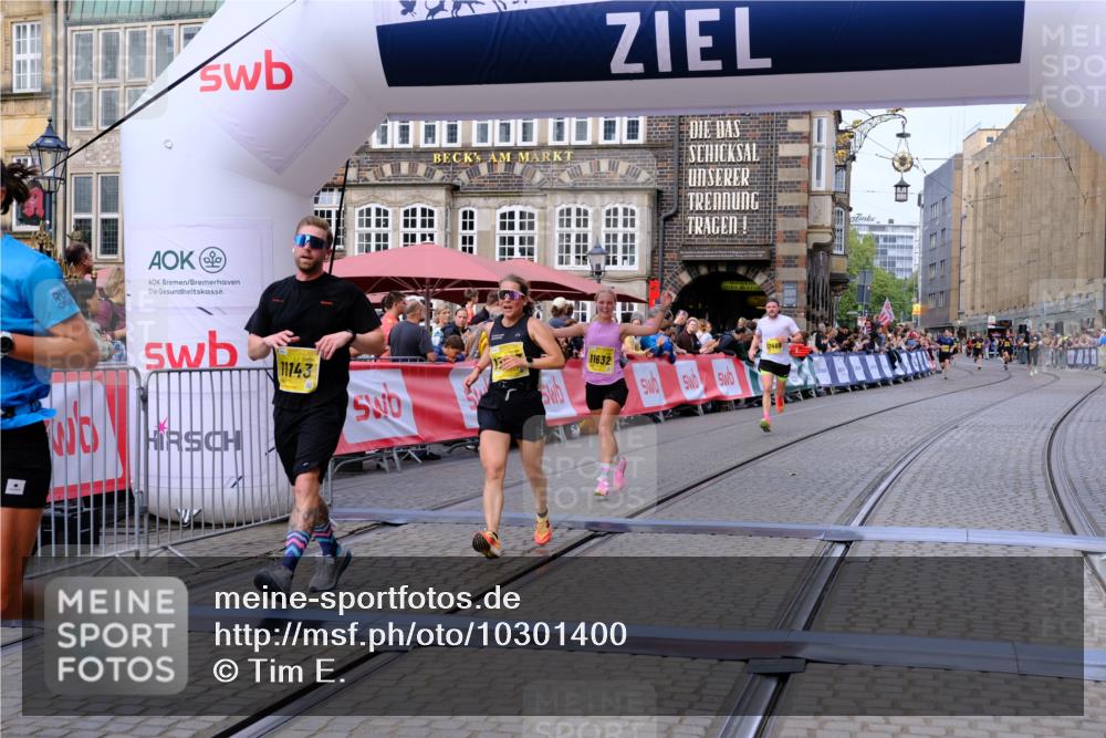13.09.2026 - 21. swb-Marathon Bremen Tim E. http://msf.ph/oto/10301400 13.09.2026 10:43:26 Ziel 10336, 11042, 11143, 11265, 11442, 11632, 12053, 12469, 13523 meine-sportfotos.de