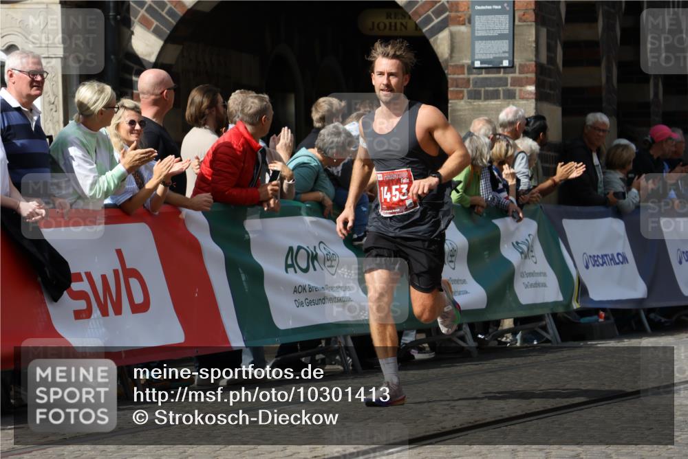 13.09.2026 - 21. swb-Marathon Bremen Strokosch-Dieckow http://msf.ph/oto/10301413 13.09.2026 12:51:33 Ziel 858, 1453, 13033, 482, 1126 meine-sportfotos.de