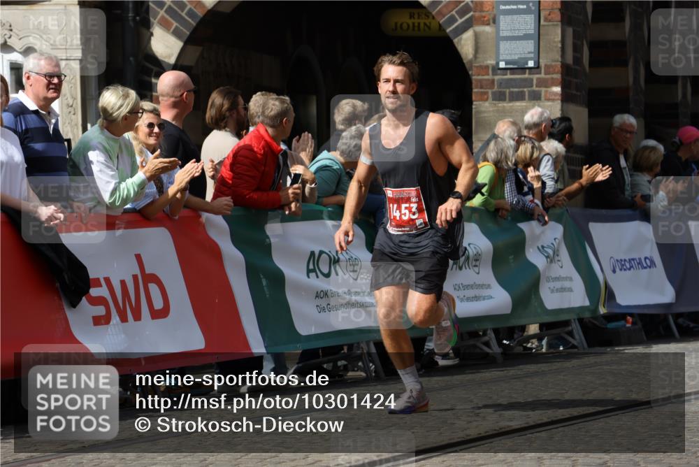 13.09.2026 - 21. swb-Marathon Bremen Strokosch-Dieckow http://msf.ph/oto/10301424 13.09.2026 12:51:33 Ziel 858, 1453, 13033, 482, 1126 meine-sportfotos.de