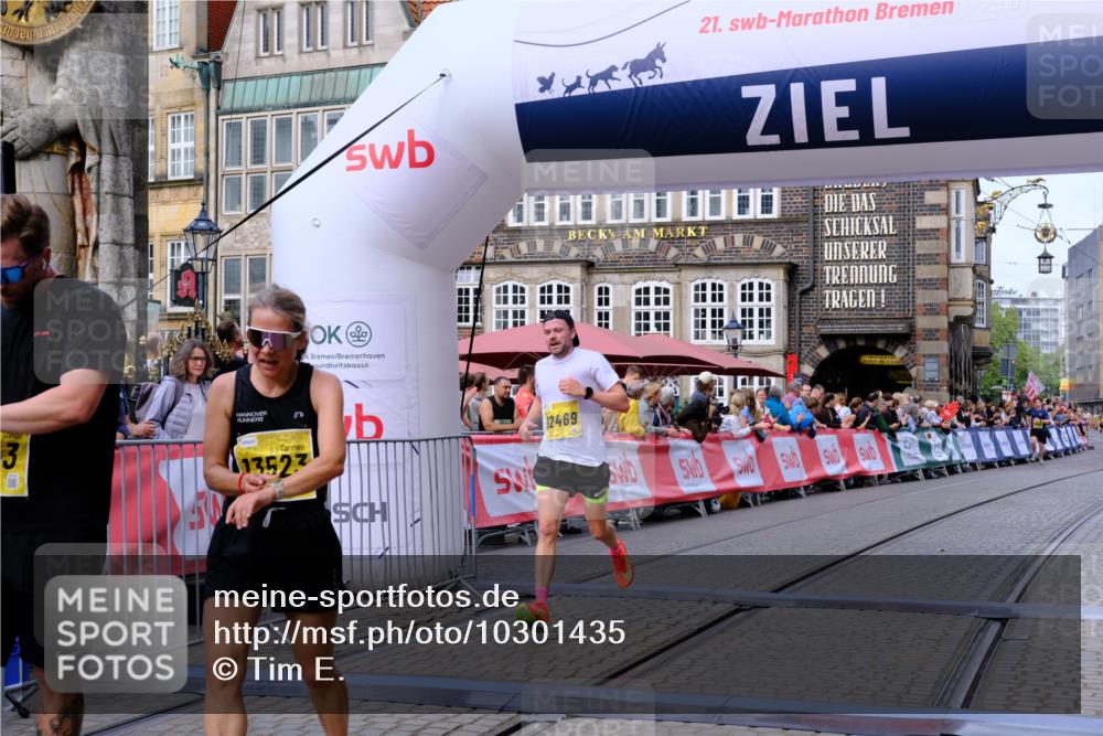 13.09.2026 - 21. swb-Marathon Bremen Tim E. http://msf.ph/oto/10301435 13.09.2026 10:43:29 Ziel 10336, 10456, 11042, 11143, 11265, 11442, 11632, 12053, 12469, 13523 meine-sportfotos.de
