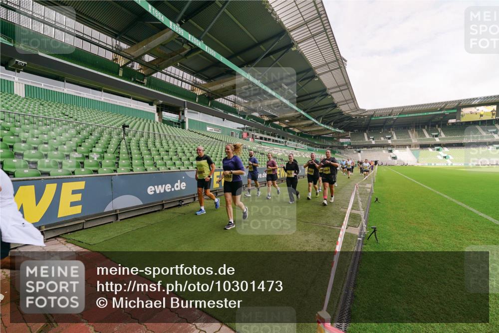 13.09.2026 - 21. swb-Marathon Bremen Michael Burmester http://msf.ph/oto/10301473 13.09.2026 10:45:43 Laufen im Stadion 10137, 10176, 10191, 10192, 10194, 10202, 10242, 10344, 10430, 10472, 10524, 10568, 10600, 10651, 10679, 10713, 10979, 11050, 11081, 11181, 11200, 11244, 11296, 11309, 11367, 11385, 11495, 11529, 11530, 11546, 11574, 11629, 11675, 11709, 11760, 11808, 11821, 11932, 11943, 12057, 12089, 12151, 12153, 12177, 12178, 12211, 12224, 12226, 12285, 12311, 12316, 12317, 12321, 12334, 12374, 12422, 12462, 12539, 10002, 10148, 10303, 10330, 10361, 10362 meine-sportfotos.de