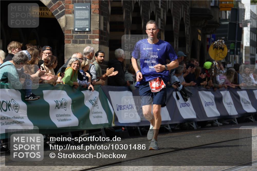 13.09.2026 - 21. swb-Marathon Bremen Strokosch-Dieckow http://msf.ph/oto/10301486 13.09.2026 12:51:39 Ziel 858, 1453, 3617, 13033, 482, 943, 1126 meine-sportfotos.de