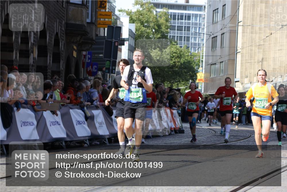 13.09.2026 - 21. swb-Marathon Bremen Strokosch-Dieckow http://msf.ph/oto/10301499 13.09.2026 13:21:42 Ziel 226, 2904, 2979, 3120, 3202, 3534, 3655, 4165, 4234, 4445, 4484, 4519, 6862, 8184, 8270, 8408, 8730, 8791, 8923, 9514, 9722, 9900, 141, 572, 1209, 3290, 3338, 3774, 3934, 4581, 4735, 5193, 6976, 7098, 8438, 8947, 9421, 10120 meine-sportfotos.de