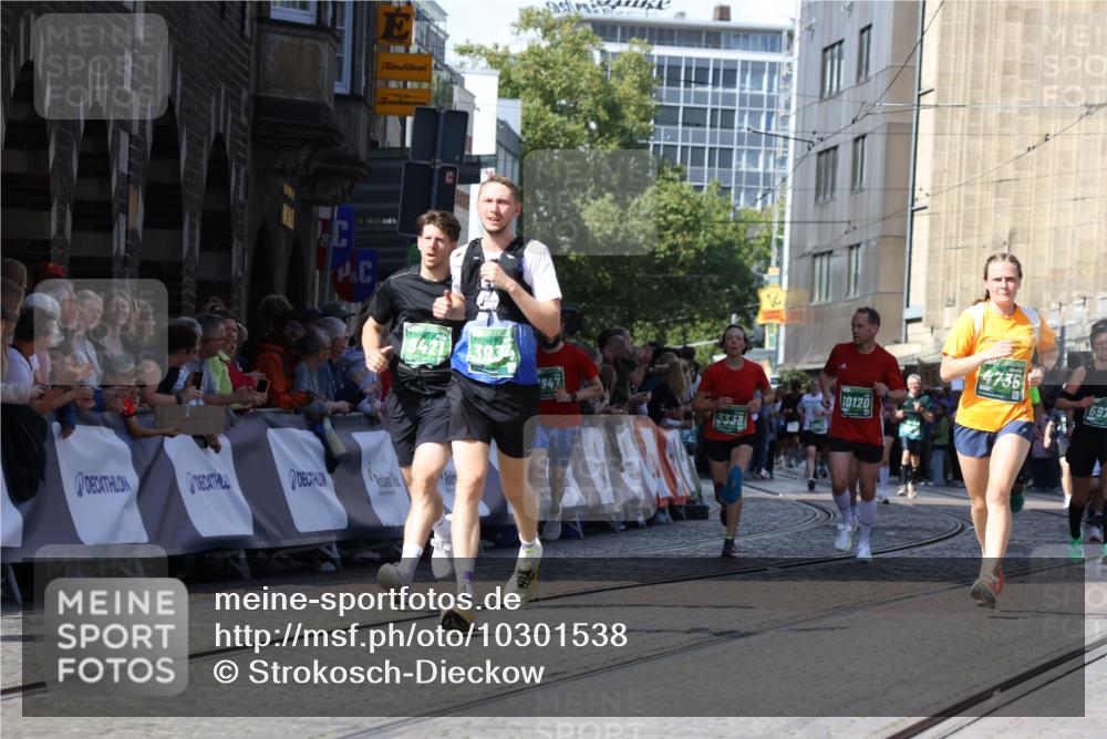 13.09.2026 - 21. swb-Marathon Bremen Strokosch-Dieckow http://msf.ph/oto/10301538 13.09.2026 13:21:43 Ziel 226, 2904, 2979, 3120, 3202, 3534, 3655, 4165, 4234, 4445, 4484, 4519, 6862, 8184, 8270, 8408, 8730, 8791, 8923, 9048, 9514, 9722, 9900, 141, 572, 1209, 2051, 3338, 3774, 3934, 4581, 4735, 5193, 6976, 7098, 8438, 8947, 9421, 10120 meine-sportfotos.de