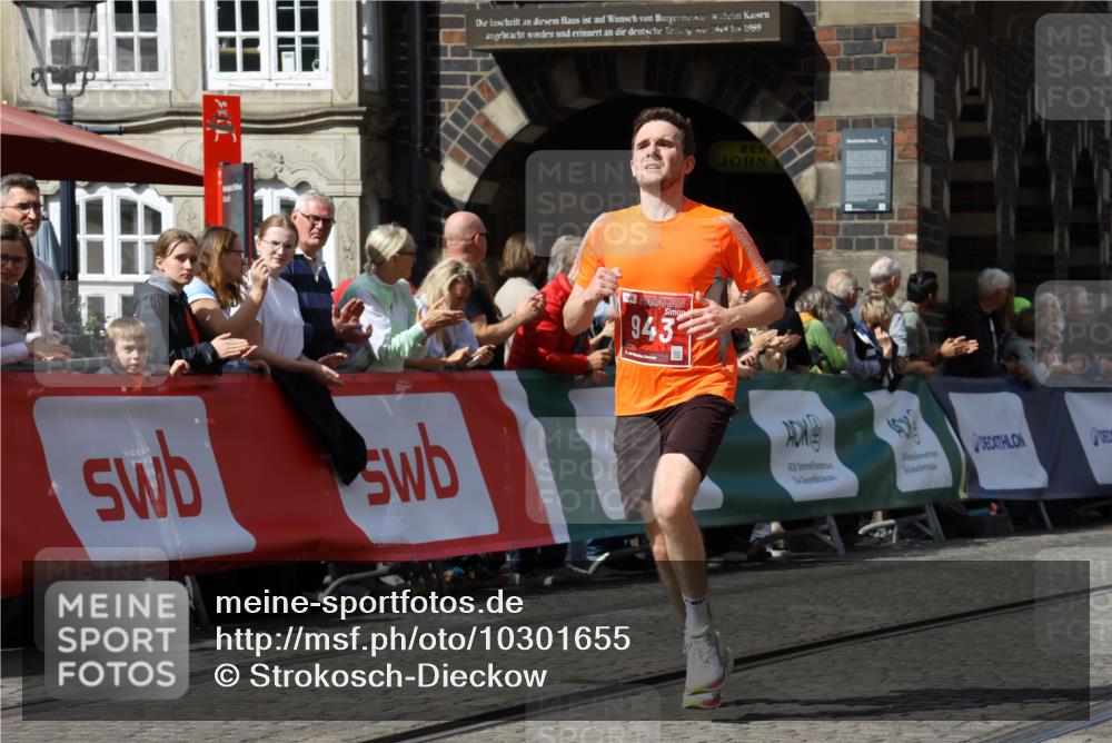 13.09.2026 - 21. swb-Marathon Bremen Strokosch-Dieckow http://msf.ph/oto/10301655 13.09.2026 12:52:16 Ziel 482, 943, 1126, 525, 959, 1507, 7768 meine-sportfotos.de