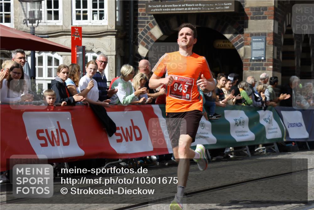 13.09.2026 - 21. swb-Marathon Bremen Strokosch-Dieckow http://msf.ph/oto/10301675 13.09.2026 12:52:16 Ziel 482, 943, 1126, 525, 959, 1507, 7768 meine-sportfotos.de