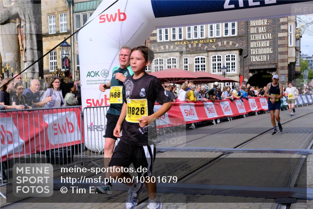 13.09.2026 - 21. swb-Marathon Bremen Tim E. http://msf.ph/oto/10301679 13.09.2026 10:43:46 Ziel 10328, 10346, 10456, 10618, 10742, 11468, 11607, 11826, 12406, 13509 meine-sportfotos.de