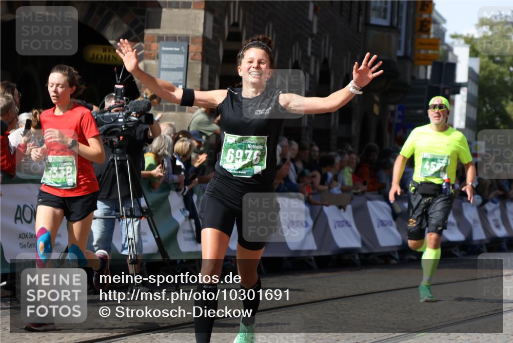 13.09.2026 - 21. swb-Marathon Bremen Strokosch-Dieckow http://msf.ph/oto/10301691 13.09.2026 13:21:50 Ziel 1130, 2088, 2570, 2904, 3120, 3202, 3435, 3655, 3930, 4165, 4234, 4445, 4484, 4519, 5542, 6862, 7176, 8184, 8270, 8384, 8730, 8923, 9048, 9514, 9722, 9900, 13145, 141, 148, 1209, 2051, 3338, 3652, 3774, 4581, 5193, 7098, 8438, 8452, 8924, 9599 meine-sportfotos.de