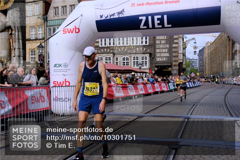13.09.2026 - 21. swb-Marathon Bremen Tim E. http://msf.ph/oto/10301751 13.09.2026 10:43:50 Ziel 10328, 10346, 10618, 10742, 11468, 11607, 11826, 12406, 13509 meine-sportfotos.de