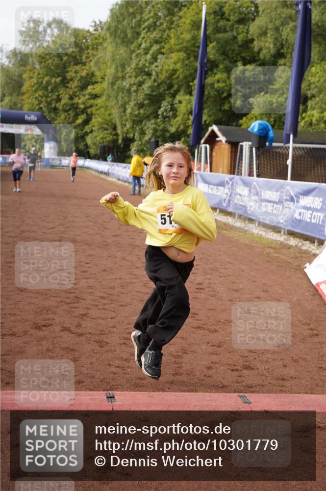 13.09.2026 - Airport Race Dennis Weichert http://msf.ph/oto/10301779 13.09.2026 10:40:54 Ziel 5163 meine-sportfotos.de