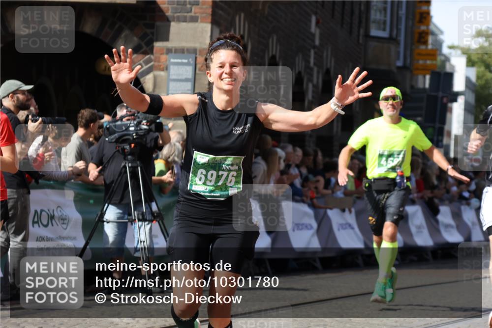 13.09.2026 - 21. swb-Marathon Bremen Strokosch-Dieckow http://msf.ph/oto/10301780 13.09.2026 13:21:50 Ziel 1130, 2088, 2570, 2904, 3120, 3202, 3435, 3655, 3930, 4165, 4234, 4445, 4484, 4519, 5542, 6862, 7176, 8184, 8270, 8384, 8730, 8923, 9048, 9514, 9722, 9900, 13145, 141, 148, 1209, 2051, 3338, 3652, 3774, 4581, 5193, 7098, 8438, 8452, 8924, 9599 meine-sportfotos.de
