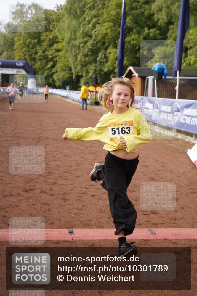 13.09.2026 - Airport Race Dennis Weichert http://msf.ph/oto/10301789 13.09.2026 10:40:54 Ziel 5163 meine-sportfotos.de
