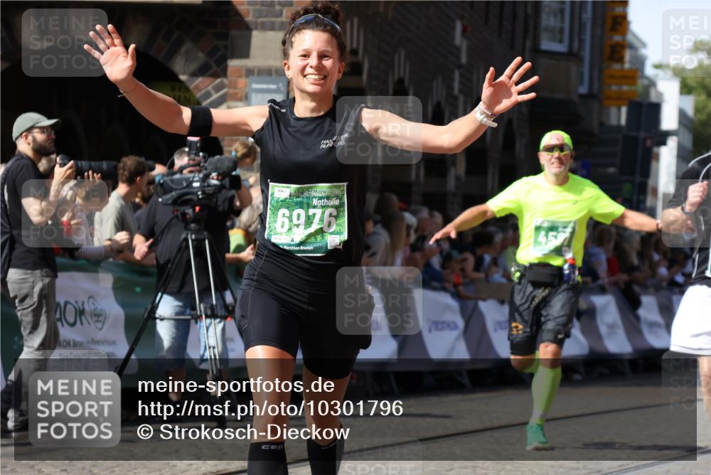 13.09.2026 - 21. swb-Marathon Bremen Strokosch-Dieckow http://msf.ph/oto/10301796 13.09.2026 13:21:50 Ziel 1130, 2088, 2570, 2904, 3120, 3202, 3435, 3655, 3930, 4165, 4234, 4445, 4484, 4519, 5542, 6862, 7176, 8184, 8270, 8384, 8730, 8923, 9048, 9514, 9722, 9900, 13145, 141, 148, 1209, 2051, 3338, 3652, 3774, 4581, 5193, 7098, 8438, 8452, 8924, 9599 meine-sportfotos.de