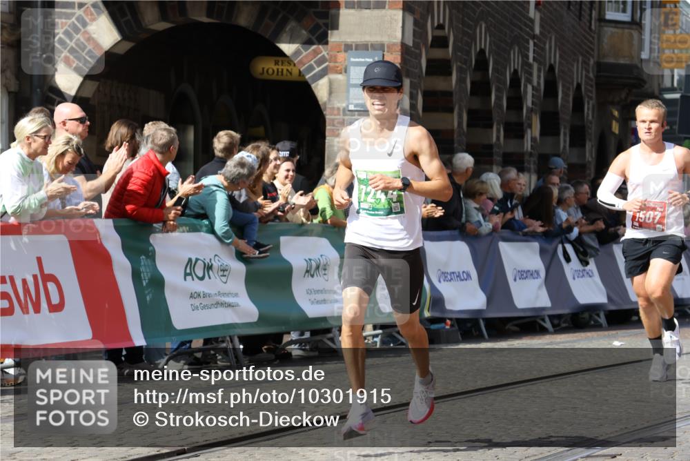 13.09.2026 - 21. swb-Marathon Bremen Strokosch-Dieckow http://msf.ph/oto/10301915 13.09.2026 12:52:47 Ziel 525, 959, 1507, 7768, 417, 2100, 8077, 9522 meine-sportfotos.de