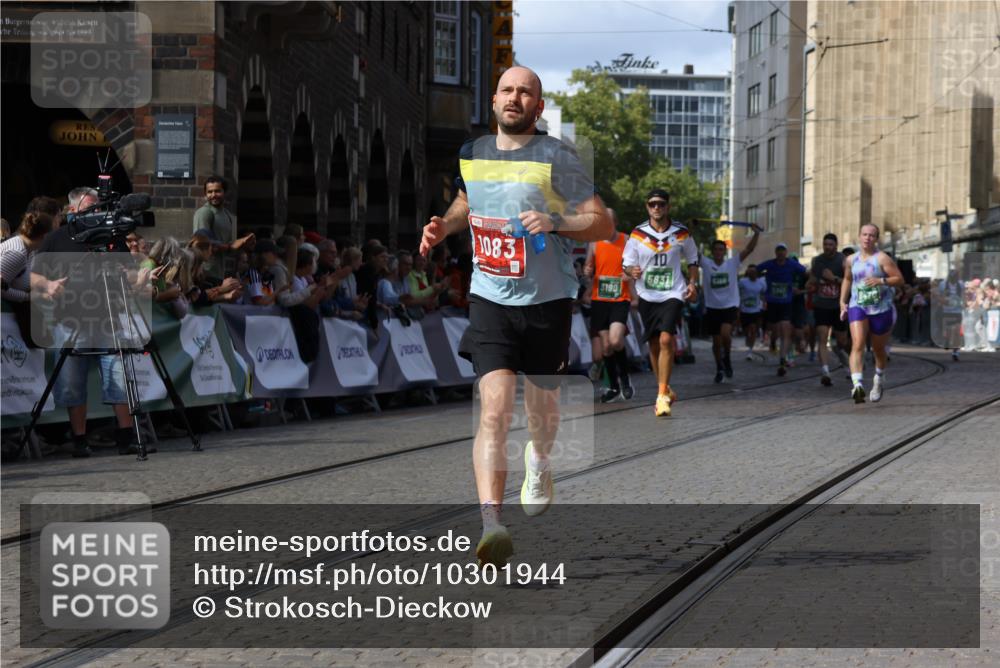 13.09.2026 - 21. swb-Marathon Bremen Strokosch-Dieckow http://msf.ph/oto/10301944 13.09.2026 13:29:54 Ziel 124, 132, 1083, 1243, 1365, 1581, 2076, 2289, 2301, 2742, 2957, 3030, 3721, 4541, 4576, 5244, 5599, 6006, 6103, 6384, 6499, 6690, 6930, 7013, 7079, 7384, 7426, 7649, 7884, 8009, 8481, 8594, 8831, 9534, 9747, 9770, 10013, 13031, 1205, 1308, 1611, 1653, 1759, 1780, 1848, 2126, 3190, 5039, 5198, 5348, 5631, 6225, 6720, 6942, 6992, 6994, 7609, 7932, 8110, 8115, 8470, 9104, 9125 meine-sportfotos.de