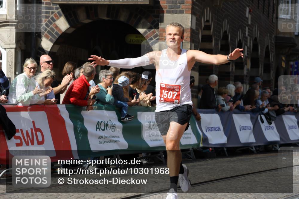 13.09.2026 - 21. swb-Marathon Bremen Strokosch-Dieckow http://msf.ph/oto/10301968 13.09.2026 12:52:48 Ziel 525, 959, 1507, 7768, 417, 2100, 8077, 9522 meine-sportfotos.de