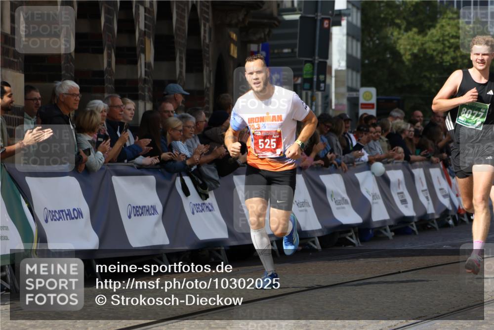 13.09.2026 - 21. swb-Marathon Bremen Strokosch-Dieckow http://msf.ph/oto/10302025 13.09.2026 12:52:55 Ziel 525, 7768, 8729, 7650, 8077, 9522 meine-sportfotos.de