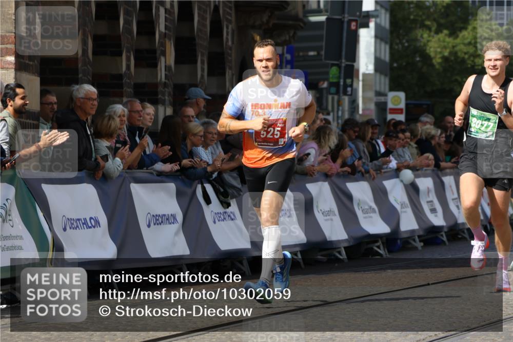 13.09.2026 - 21. swb-Marathon Bremen Strokosch-Dieckow http://msf.ph/oto/10302059 13.09.2026 12:52:55 Ziel 525, 7768, 8729, 7650, 8077, 9522 meine-sportfotos.de
